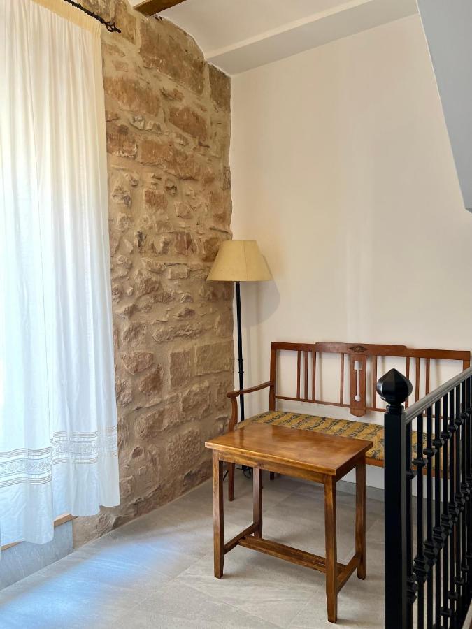 Baños de la Encina Casa Rural Verde Oliva מראה חיצוני תמונה