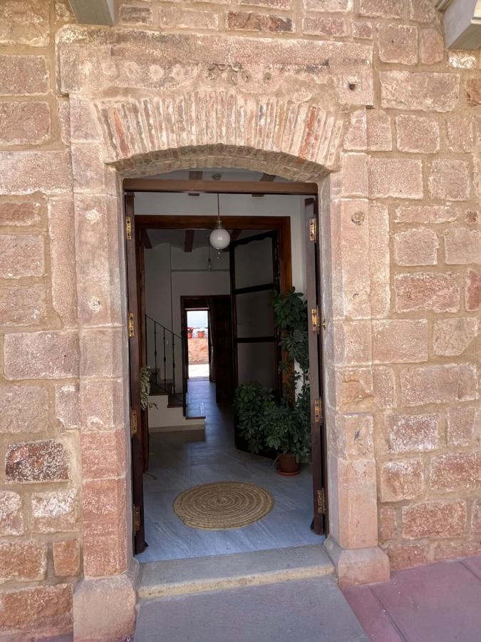 Baños de la Encina Casa Rural Verde Oliva מראה חיצוני תמונה