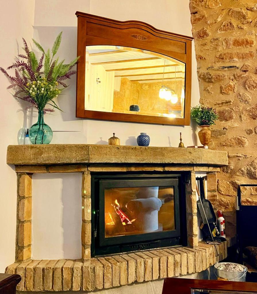 Baños de la Encina Casa Rural Verde Oliva מראה חיצוני תמונה
